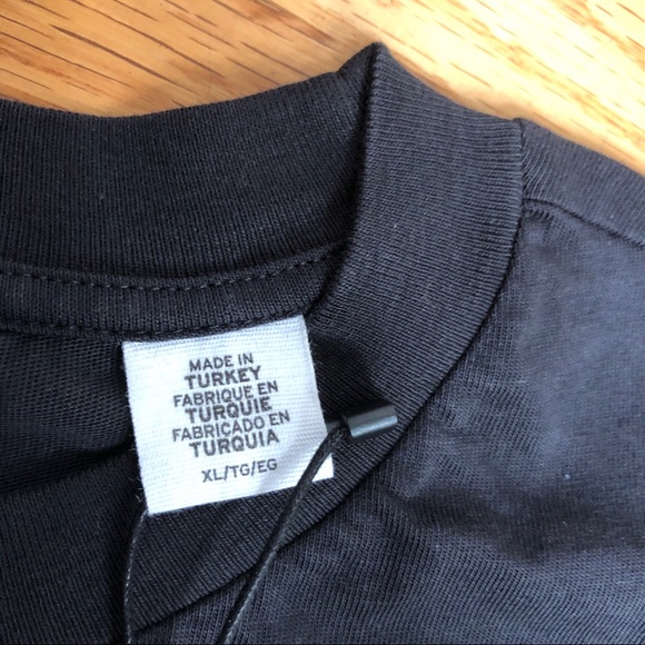 Levi’s NWT Pokémon 25th Anniversary T-Shirt sz XL - Picture 5 of 14